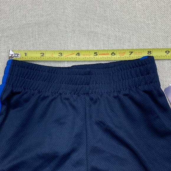 CHAMPION Toddler Boys Contrast Binding "C" Patch Shorts Size 2T - Picture 4 of 6